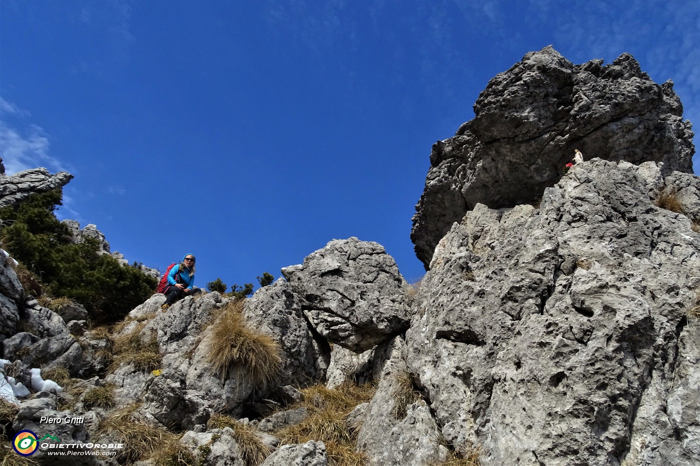 37 Alla Madonnina nelle rocce....JPG